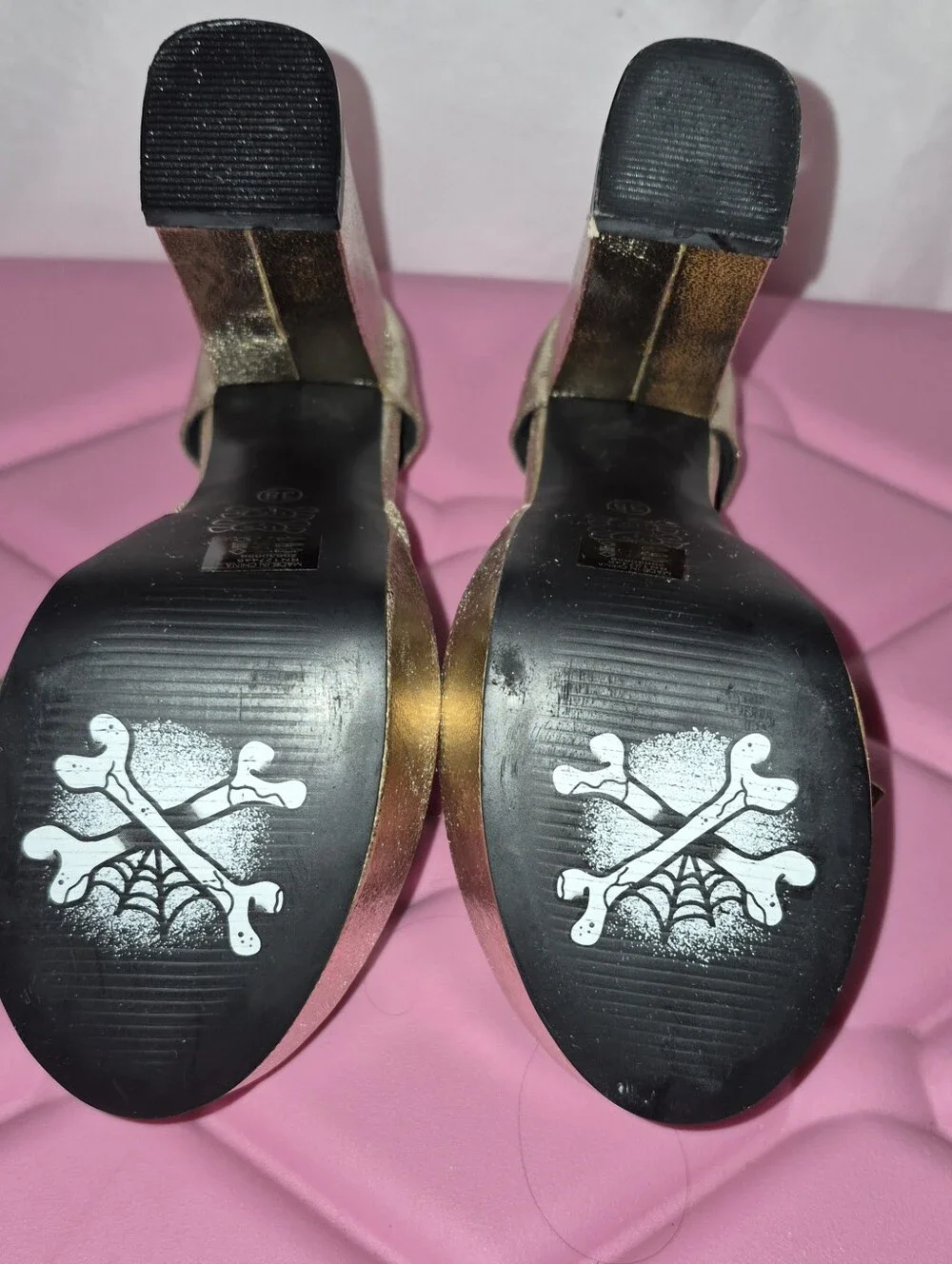 Iron Fist bold metallic
